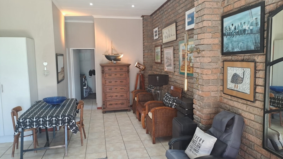 5 Bedroom Property for Sale in De Bakke Western Cape